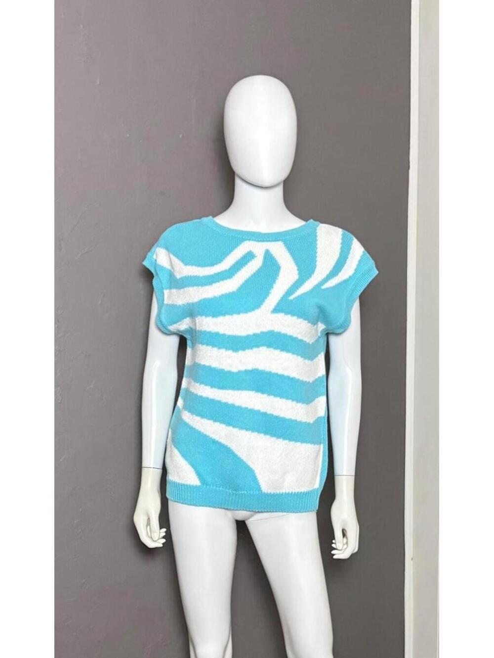 1980's Turquoise and White Zebra Print Sleeveless Hand Knit Sweater Size M-L